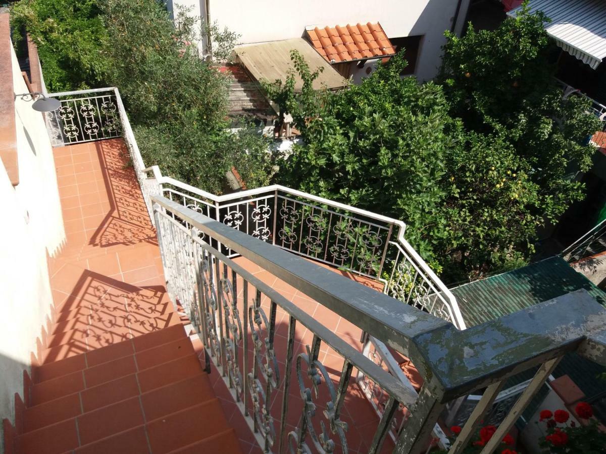 Splendida E Incantevole Casa A Due Passi Dal Mare Viareggio Exterior photo